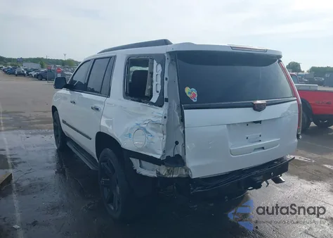 2020 Cadillac Escalade 2Wd Luxury z USA, uszkodzony, nr VIN 1GYS3BKJ3LR144735